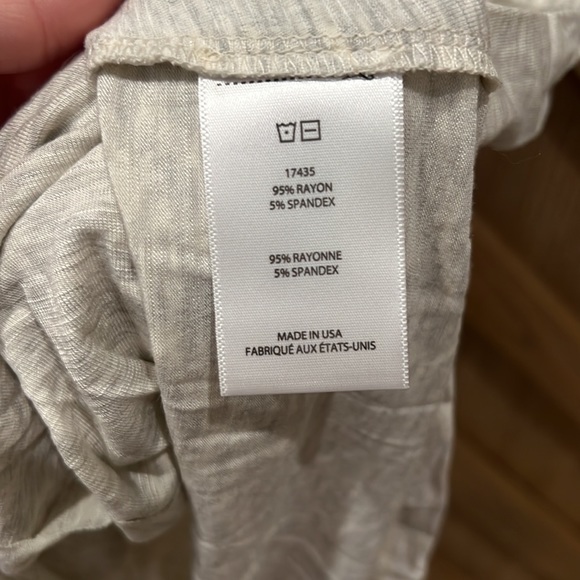 Women’s Dolan Knit Top - Picture 3 of 4